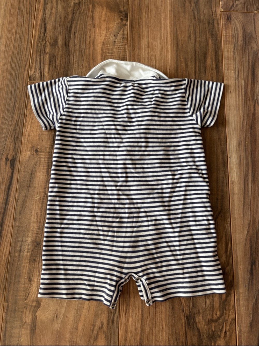 Kissy Kissy Baby Boy Collared Romper - Picture 3 of 4